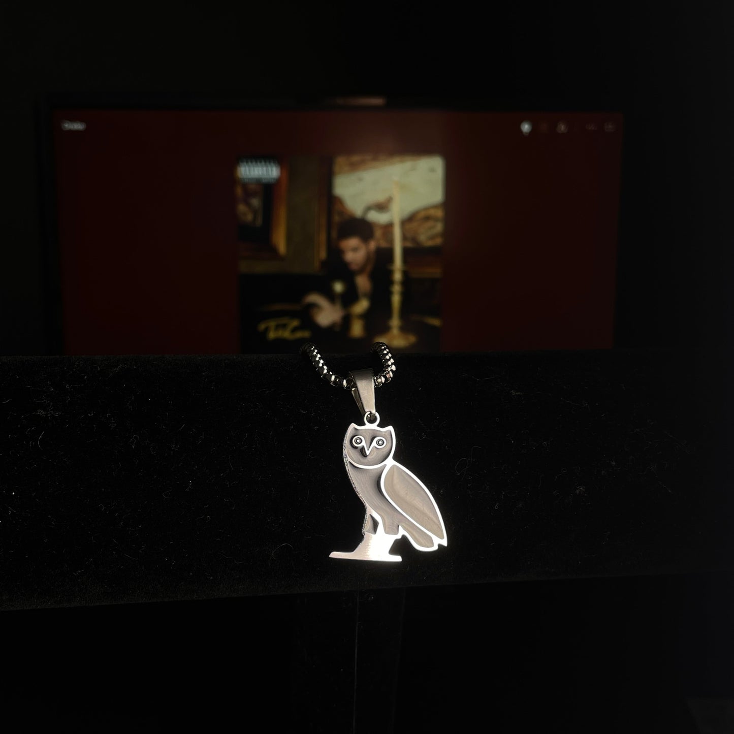 Drake- Ovo owl necklace
